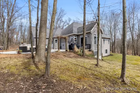 581 Wildview, Lowell, MI 49331 photo 41