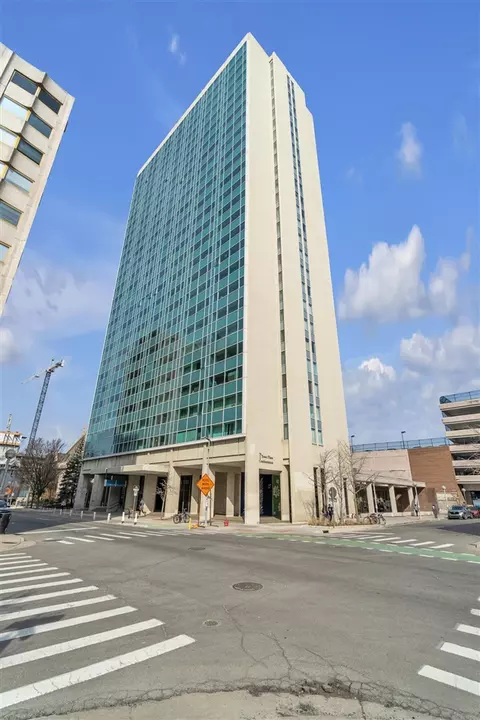555 E William #15I, Ann Arbor, MI 48104