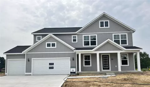 695 Waterford Vlg, Walker, MI 49534