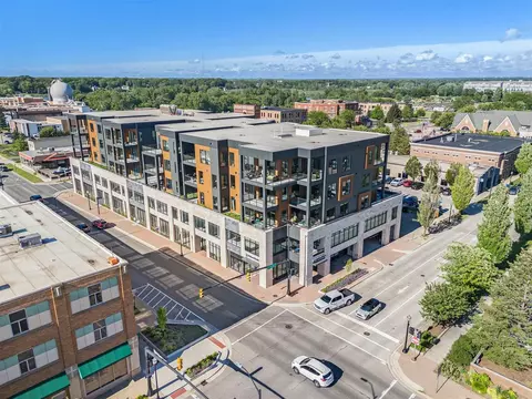 159 S S Riv #306, Holland, MI 49423