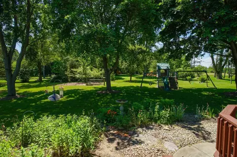 Exterior - 1439 3rd, Adrian, MI 49221 photo 9 of 12