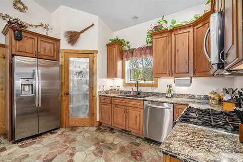 5384 E R, Scotts, MI 49088 photo 9
