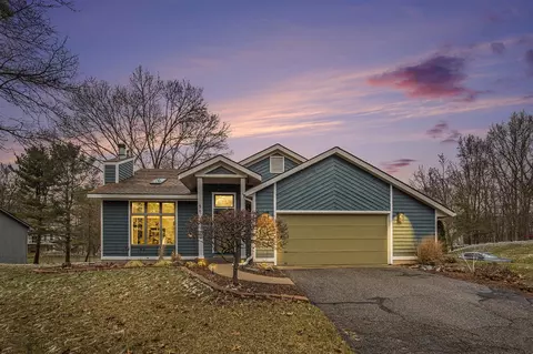 5673 Arroyo Vis, Rockford, MI 49341