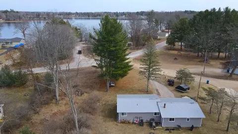 1695 Opland, Gladwin, MI 48624 photo 3