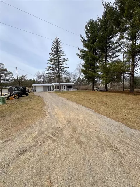 1695 Opland, Gladwin, MI 48624 photo 15