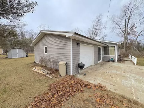 1695 Opland, Gladwin, MI 48624 photo 14