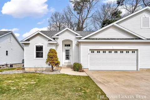 128 Stone Gate, Spring Lake, MI 49456
