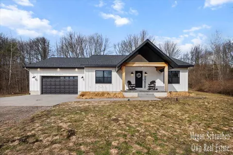 4086 W Michillinda, Whitehall, MI 49461