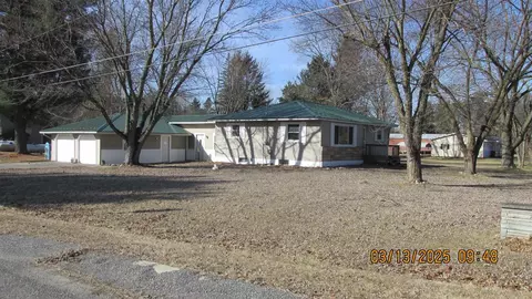 7579 W Stanton, Stanton, MI 48888