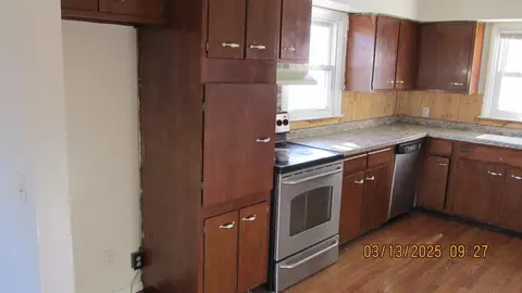 Kitchen - 7579 W Stanton, Stanton, MI 48888 photo 2 of 6