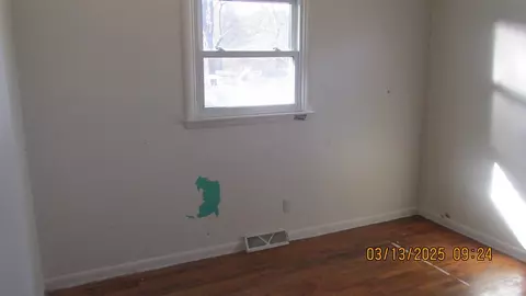 Bedroom - 7579 W Stanton, Stanton, MI 48888 photo 1 of 6