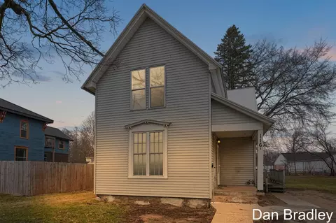 116 White, Howard City, MI 49329