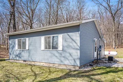 7479 E Ab, Richland, MI 49083