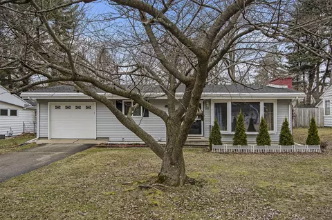 107 Williams, Battle Creek, MI 49015