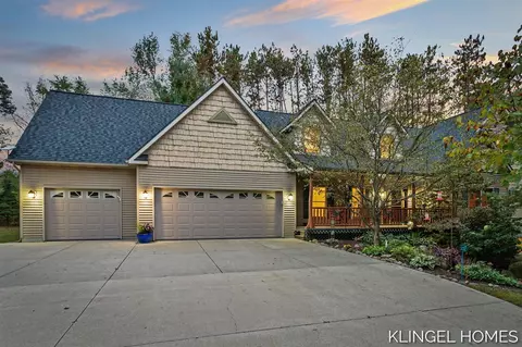 777 Mccabe, Ada, MI 49301