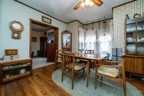 Dining - 109 Sycamore, Three Oaks, MI 49128 photo 1 of 2