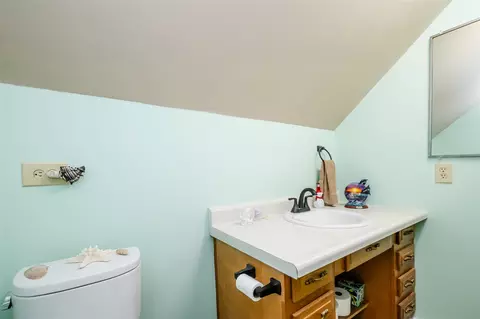 Bath - 109 Sycamore, Three Oaks, MI 49128 photo 3 of 3