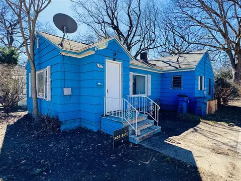 85 Amsterdam, Muskegon, MI 49444