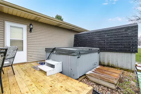 Exterior - 445 Tulip, Schoolcraft, MI 49087 photo 6 of 7
