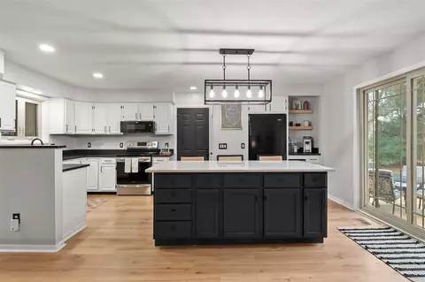 Kitchen - 445 Tulip, Schoolcraft, MI 49087 photo 3 of 7