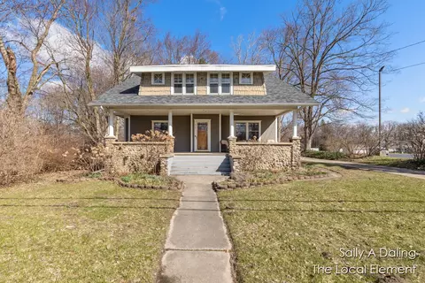 475 W Randall, Coopersville, MI 49404