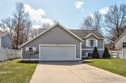 114 Elwood, Holland, MI 49424