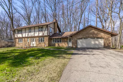 6420 Saybrook, Kalamazoo, MI 49009