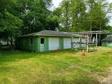 Exterior - 960 E Gull Lk, Augusta, MI 49012 photo 14 of 21