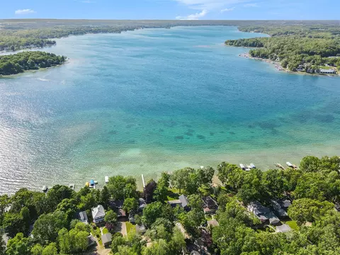 View/Area - 960 E Gull Lk, Augusta, MI 49012 photo 3 of 21