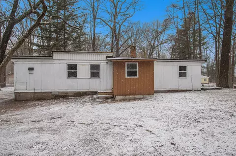Exterior - 917 54th, Pullman, MI 49450 photo 4 of 6