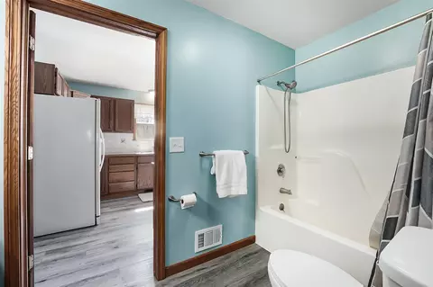 Bath - 8260 Palmer, Belding, MI 48809 photo 2 of 5
