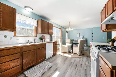 Kitchen - 8260 Palmer, Belding, MI 48809 photo 3 of 4