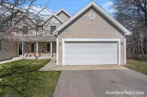 966 Stonewood, Spring Lake, MI 49456