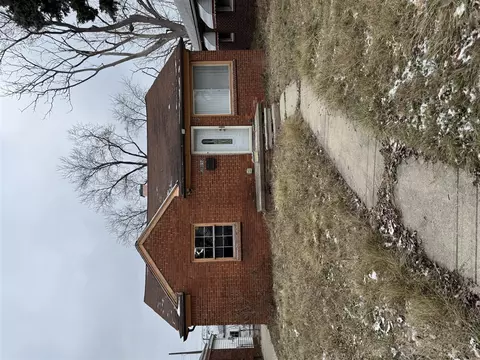 11697 Stahelin, Detroit, MI 48228