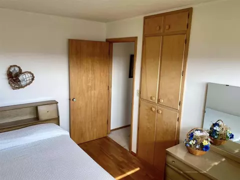 Bedroom - 327 Stringtown, Quincy, MI 49082 photo 3 of 3