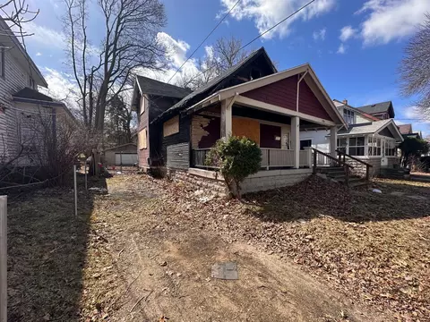 1136 Sherman, Grand Rapids, MI 49506