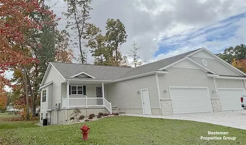 1518 W Addison, Muskegon, MI 49445