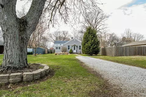 211 Southeastern, Galien, MI 49113