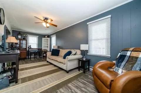 Living - 211 Southeastern, Galien, MI 49113 photo 2 of 2