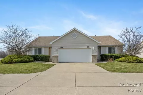 6903-6907 Hanna Lk, Caledonia, MI 49316