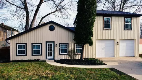 7960 Lakewood, Coloma, MI 49038