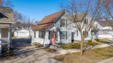 41 E 18th, Holland, MI 49423