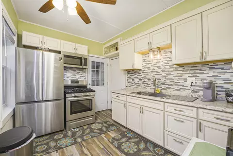 Kitchen - 330 E James, Lawrence, MI 49064 photo 1 of 2