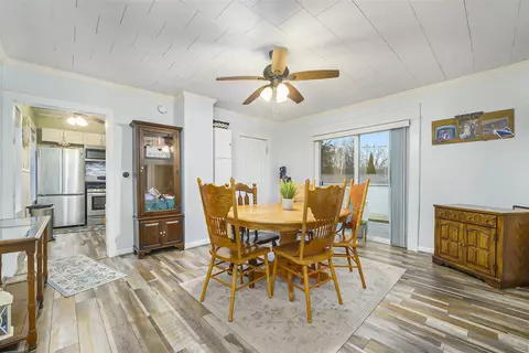 Dining - 330 E James, Lawrence, MI 49064 photo 1 of 1