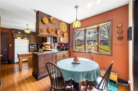 Kitchen - 2266 Thunderbird, Niles, MI 49120 photo 2 of 2