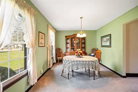 Dining - 2266 Thunderbird, Niles, MI 49120 photo 1 of 1