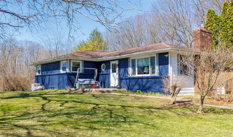 59582 24th, Bangor, MI 49013
