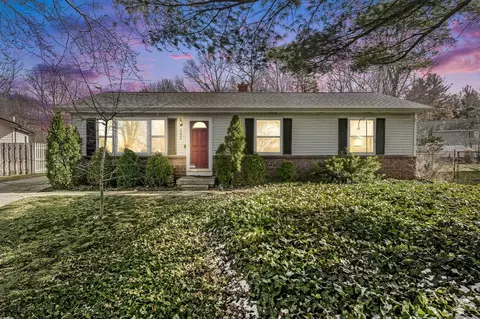 4626 Flying Eagle, Grand Rapids, MI 49548
