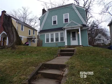 2314 S Burdick, Kalamazoo, MI 49001