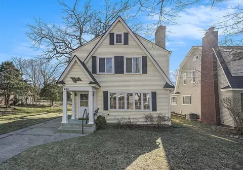 332 Glenhaven, Grand Rapids, MI 49504
